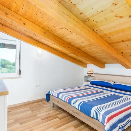Pet Friendly In Ferienhaus Pomer